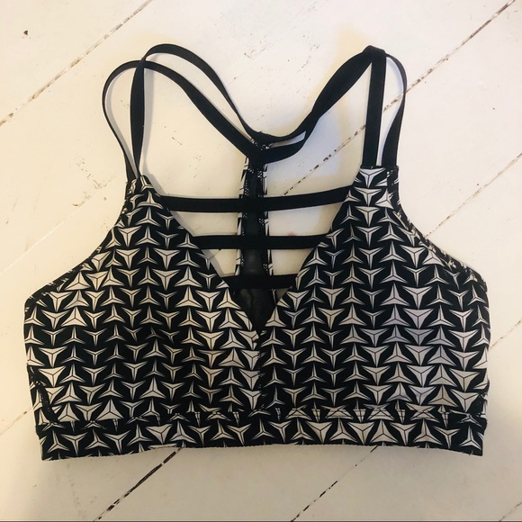 Victoria Secret Double Strap Sports Bra - Picture 3 of 4